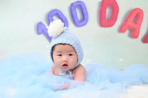 玉田四个月宝宝会翻身 玉田四个月宝宝会翻身